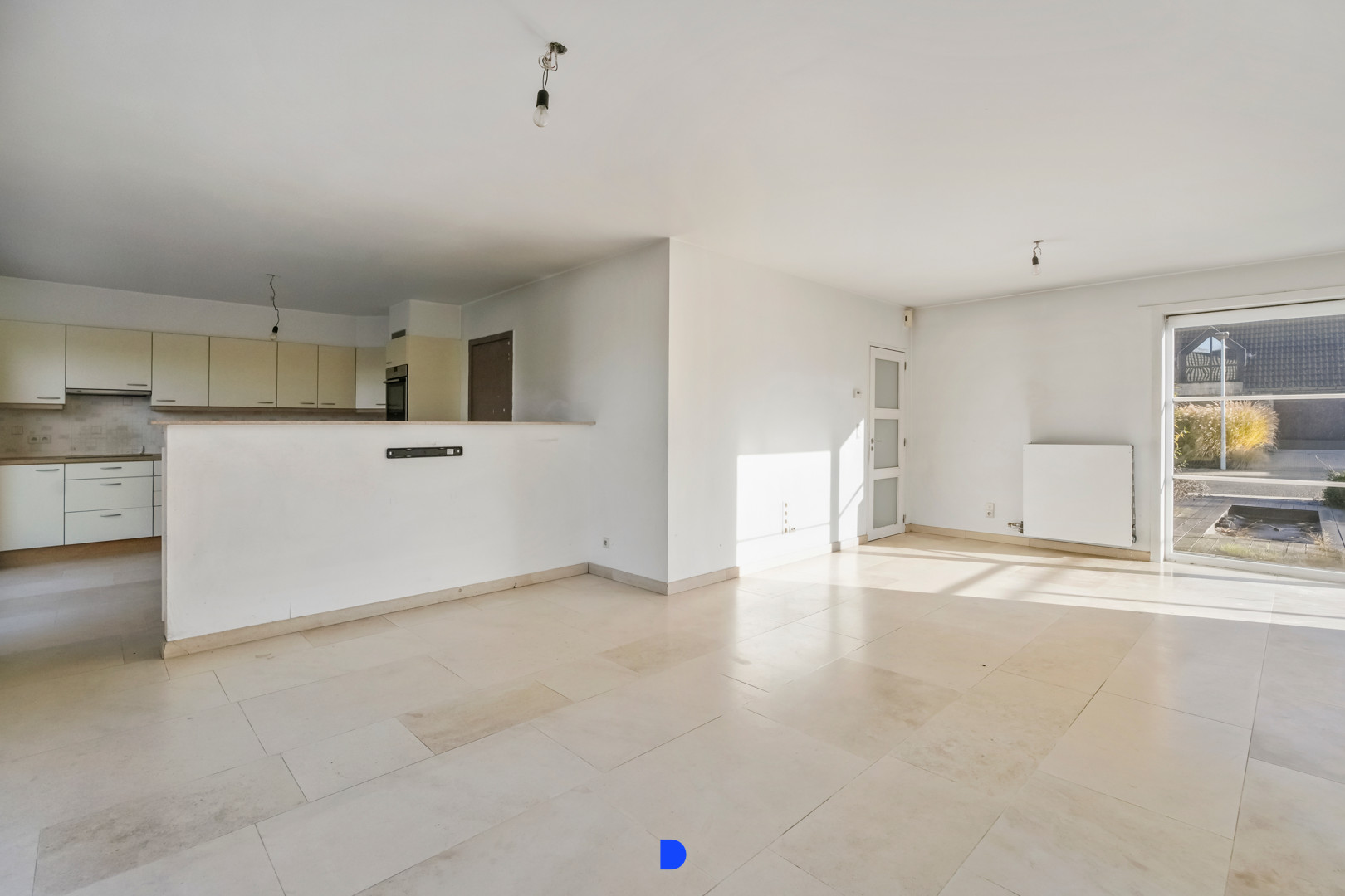 Halfopen woning met tuin in Oekene! - foto 3