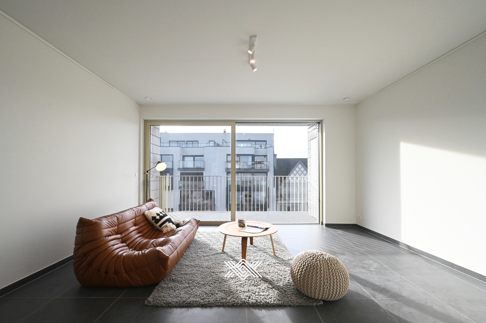 Appartement met 2 slaapkamers gelegen op de Markt van Deinze - foto 3