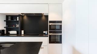 Appartement une chambre à coucher situé sur la place Rubens, avec une vue imprenable sur la plage et la mer. Situé à distance de marche des...