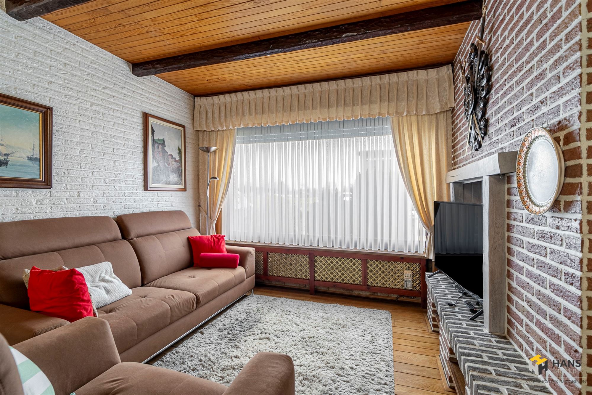 Verzorgde woning (135m²) met 3 slaapkamers, 2 garages en tuin (145 m²) in Berendrecht. - foto 4