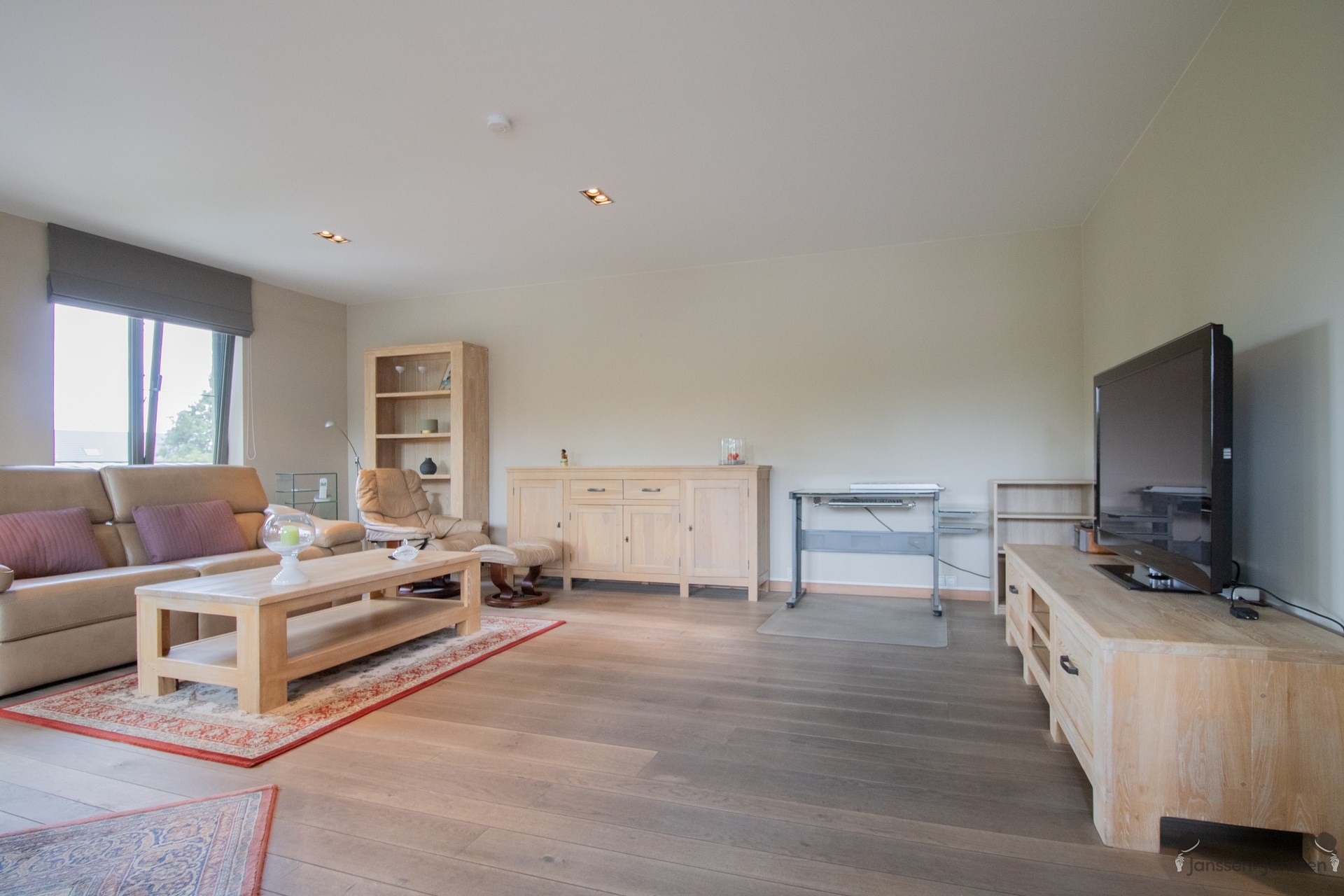 Appartement van 104 m² op de 3de verdieping met 2 slaapkamers en 2 terrassen - foto 2