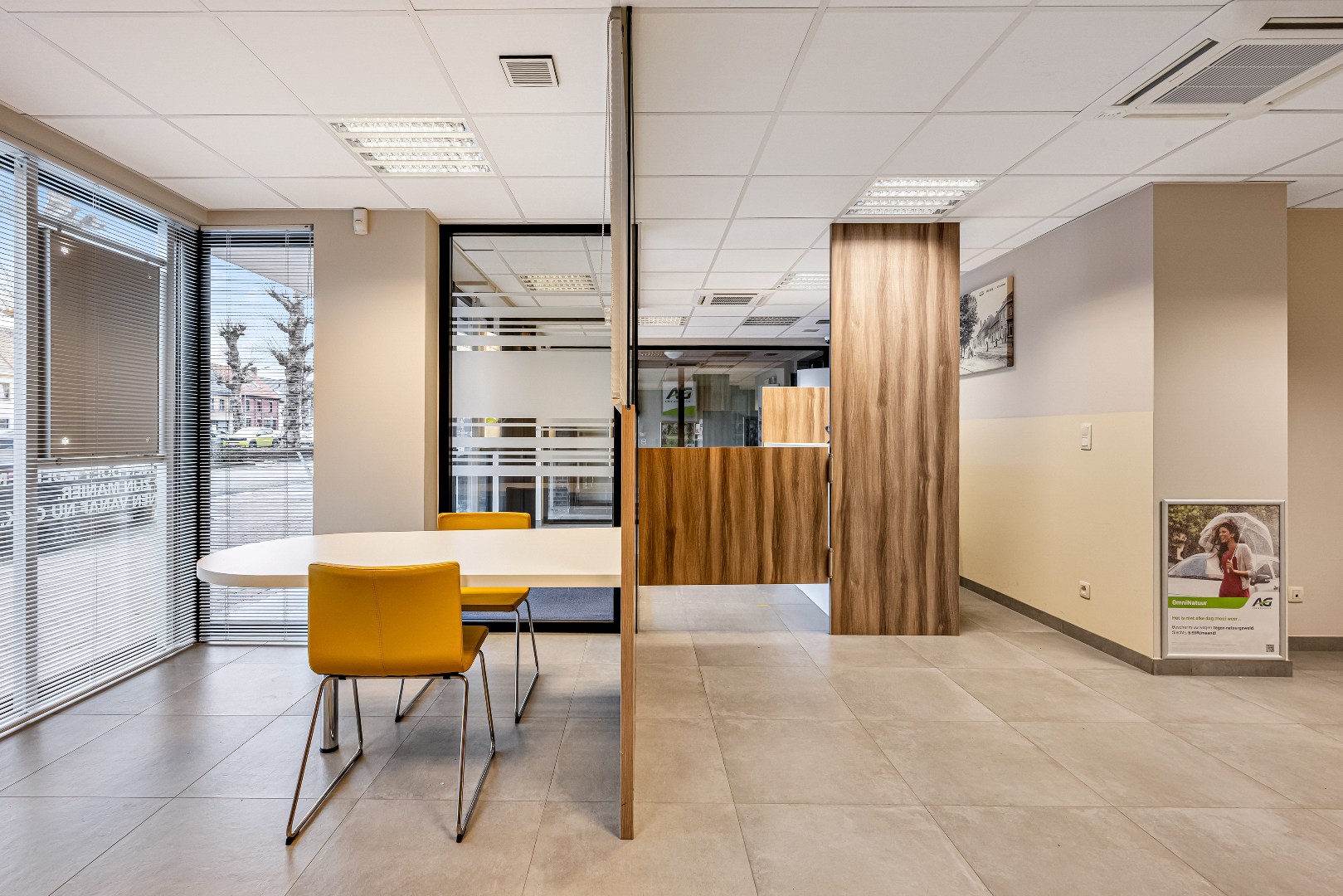 Commerciële ruimte op visibele locatie - foto 4