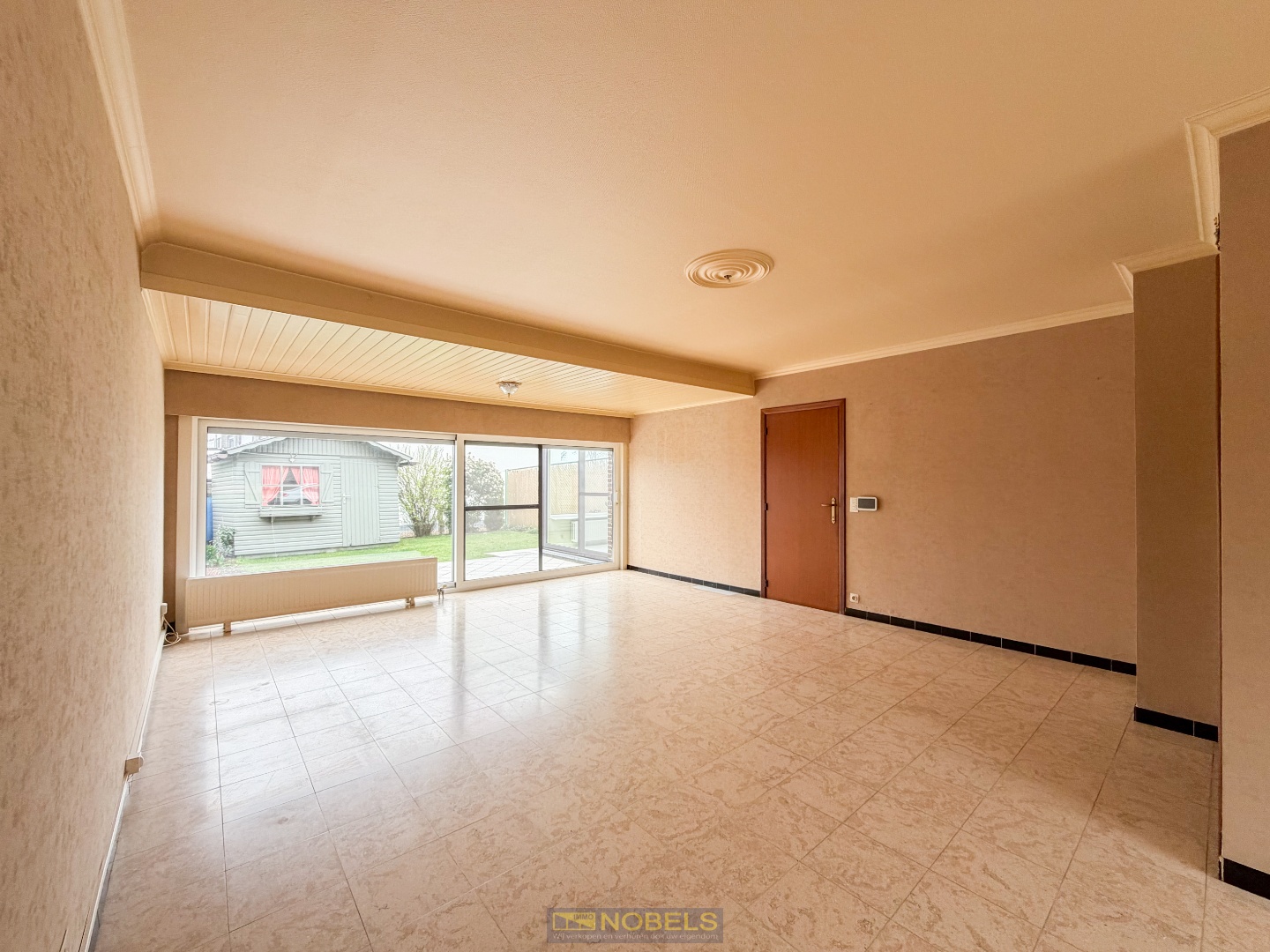 Te koop, Instapklare gezinswoning met 3 slaapkamers en garage in rustige straat te Merelbeke! - foto 5