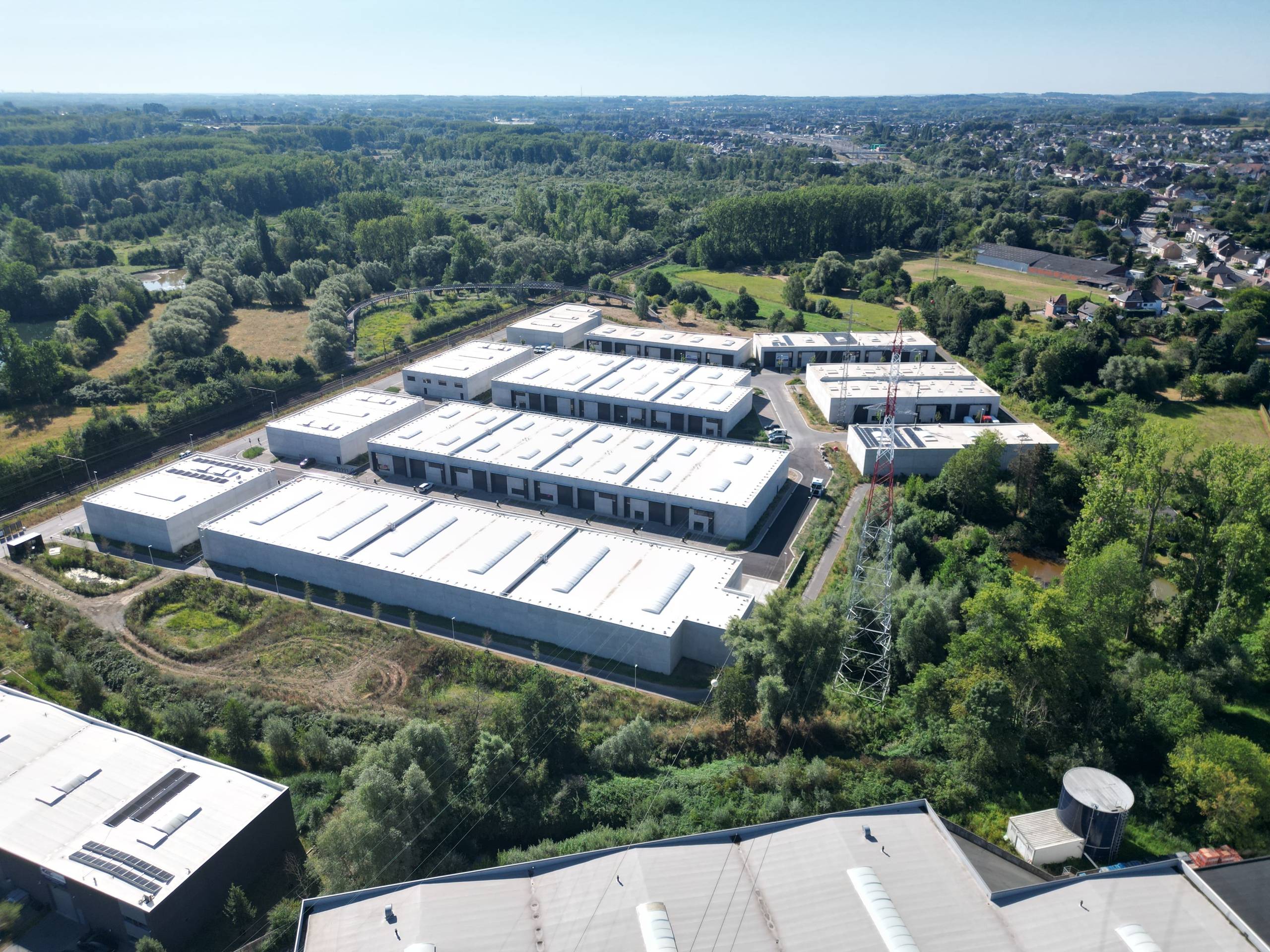 Ruime KMO unit in Aalst langs de E40 - foto 4