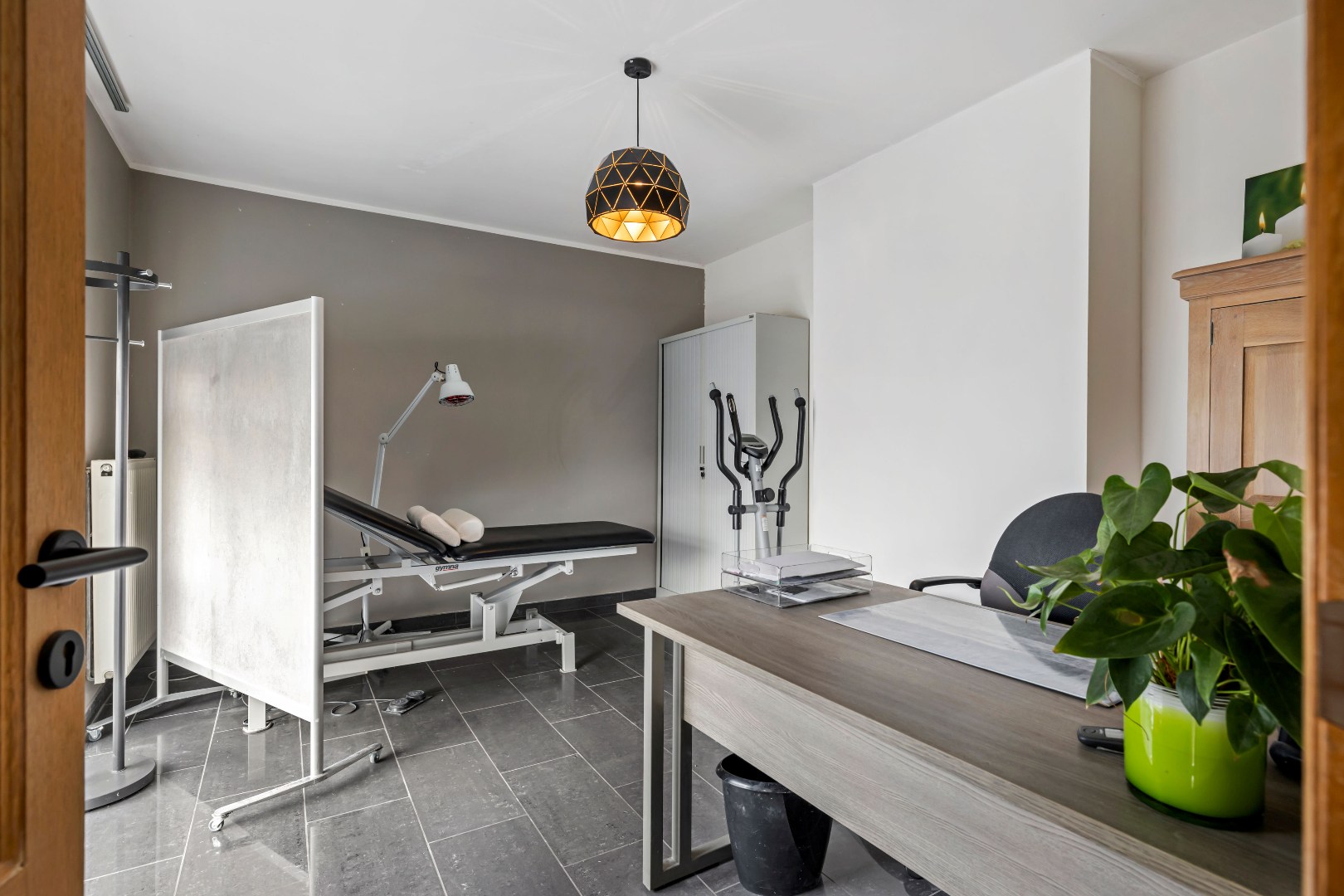 Exclusieve villa op toplocatie met jacuzzi en 5 slaapkamers - foto 4