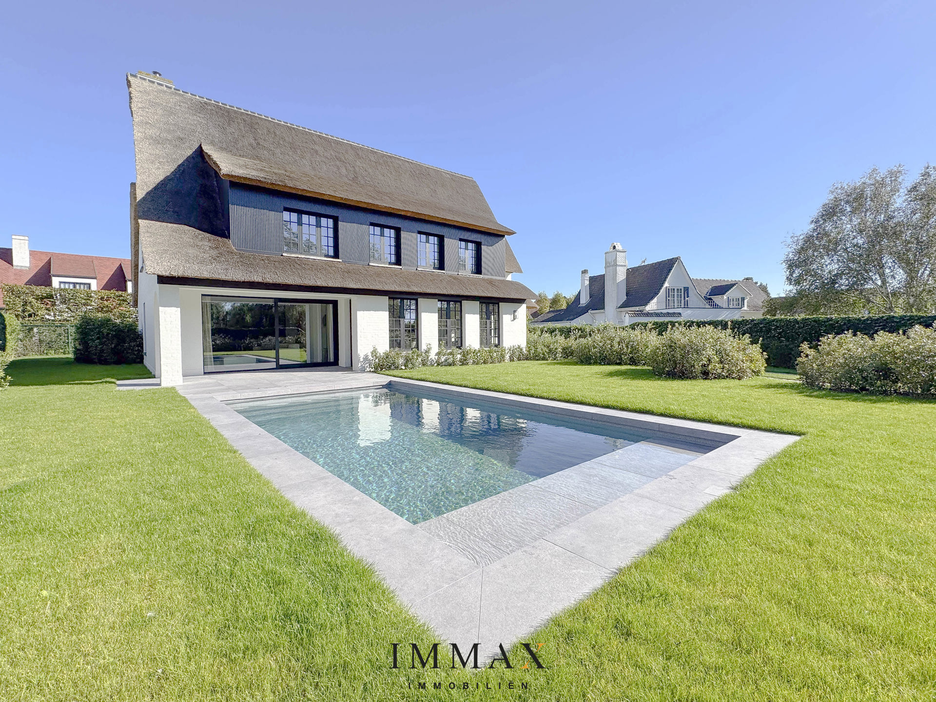 GERENOVEERDE KOPPELVILLA TE KNOKKE-HEIST