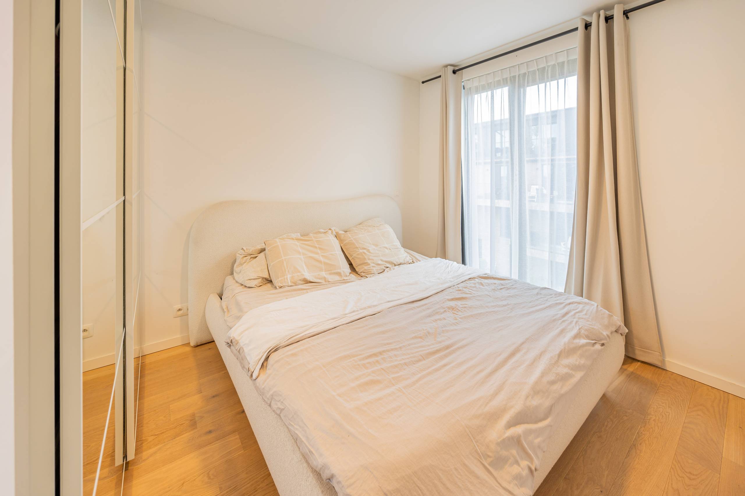 Stijlvol appartement op 2e verdieping met terras te Bornem! - foto 5