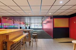 Opbrengsteigendom (EPC B!) met commercieel gelijkvloers, appartement en studio – verhuurd aan correcte huurders!Toplocatie in Ekeren | Kwalitatief...