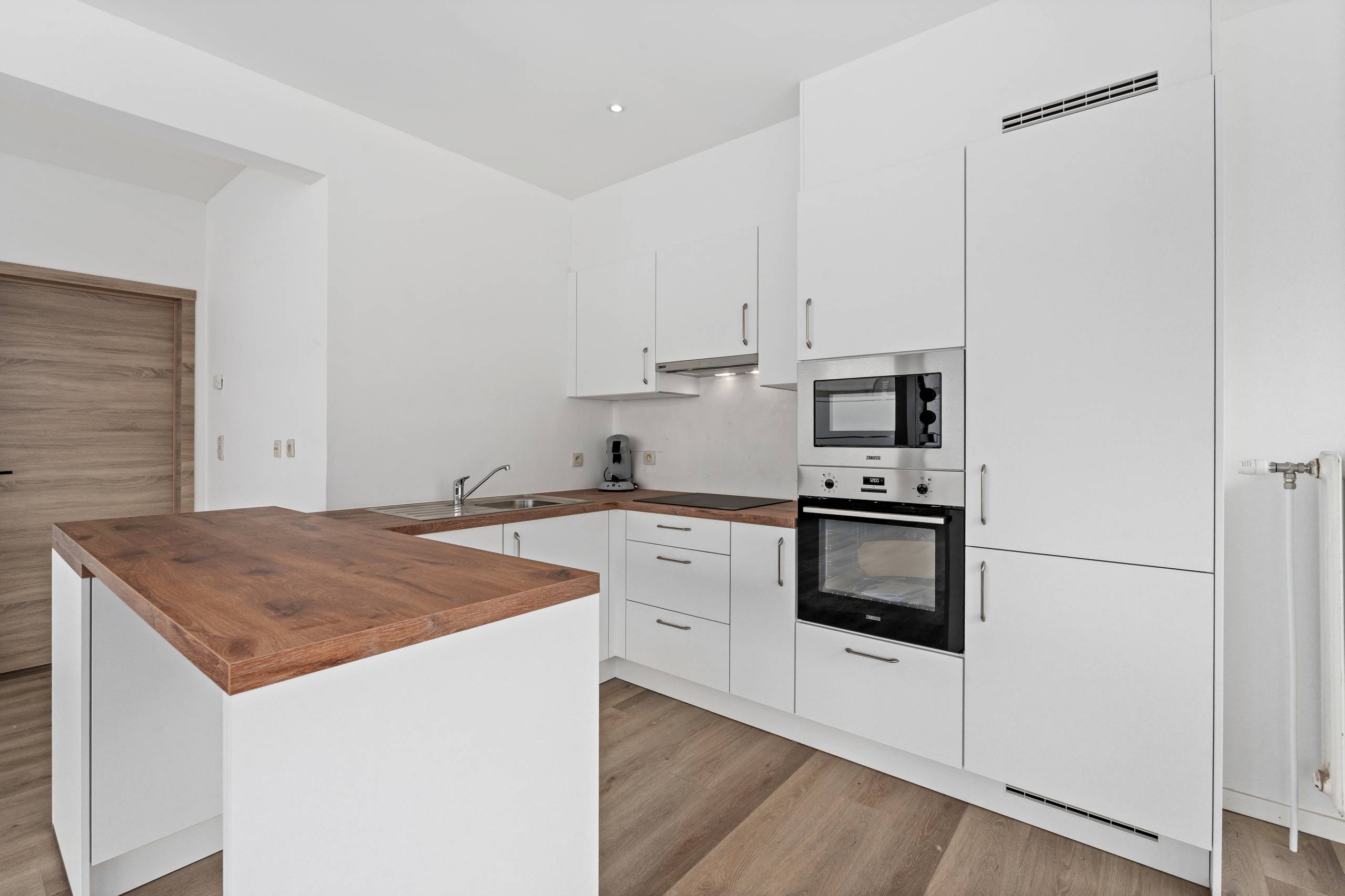 Lichtrijk appartement met twee slaapkamers in Oostende - foto 5