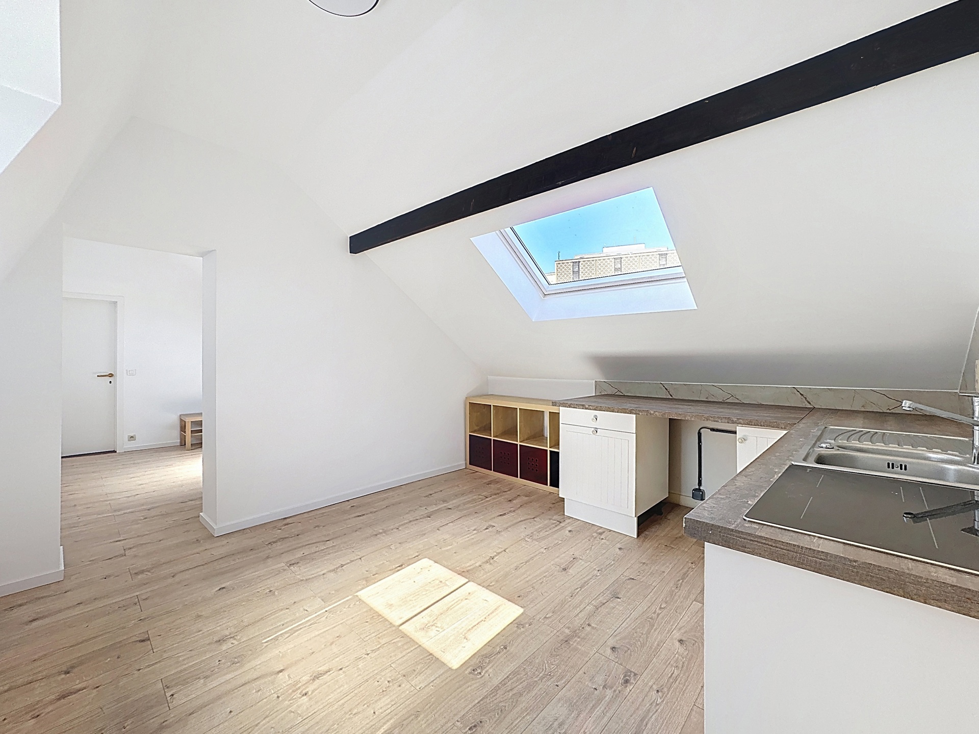 Appartement te huur in Elsene met 1 slaapkamer - foto 4