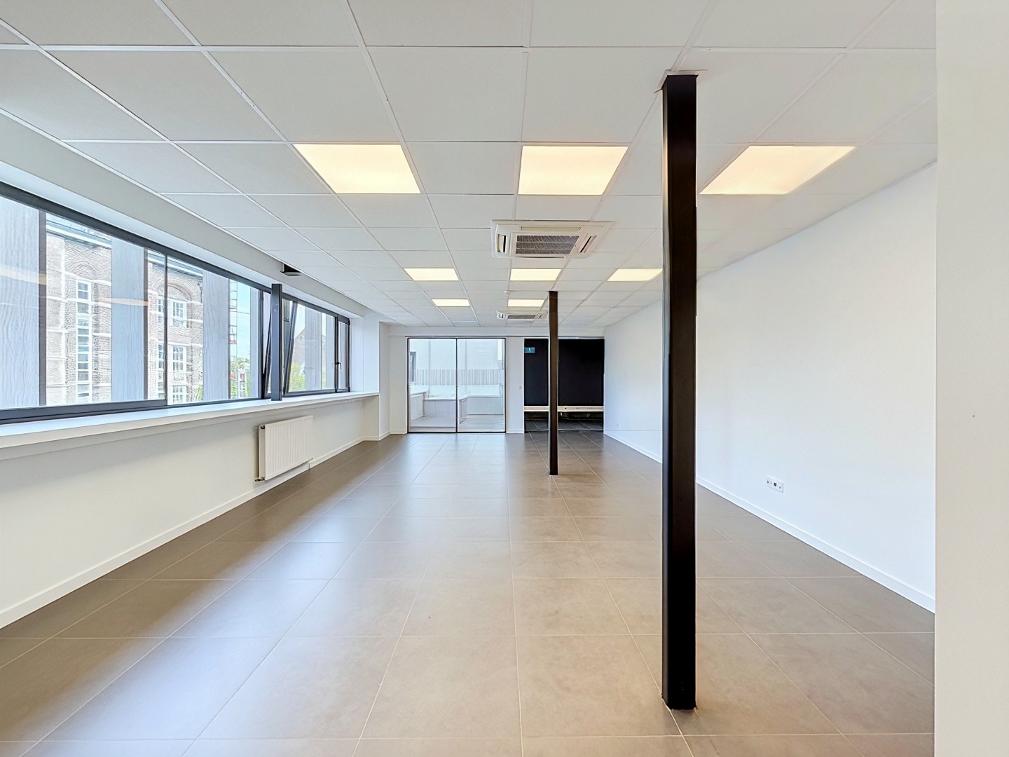 Commercial à louer à Lievegem - photo 4