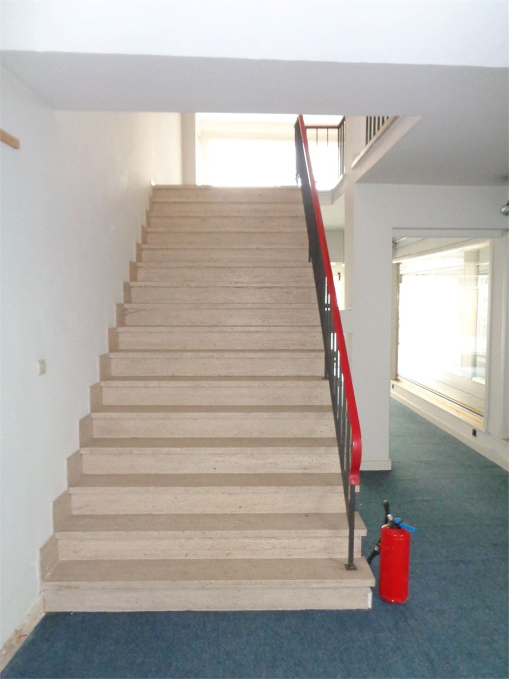 RUIM COMMERCIEEL GEBOUW - foto 3