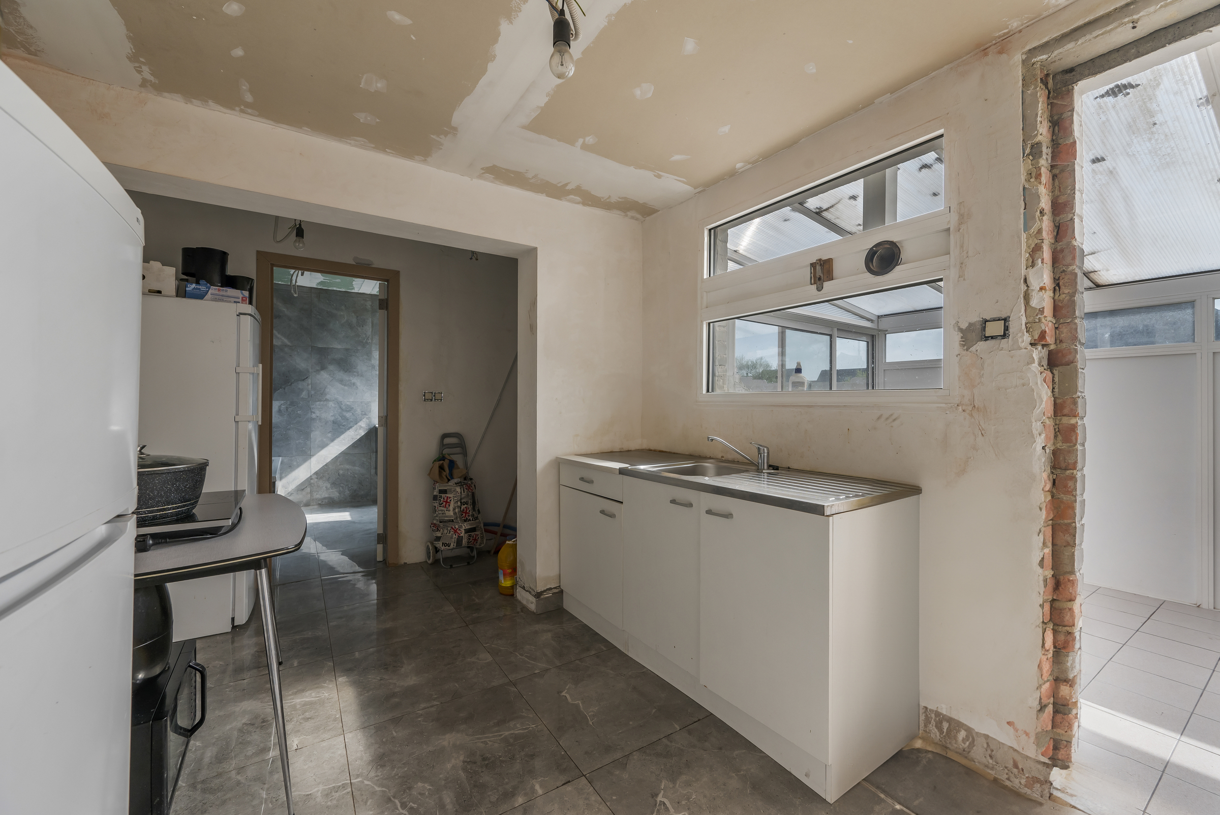 Te renoveren woning met veel potentieel op toplocatie! - foto 5