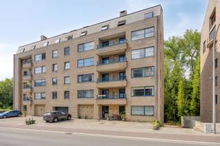 Dit appartement, gelegen aan de Kesseldallaan vlak bij de autostrade, biedt een uitstekende locatie voor wie waarde hecht aan een snelle...