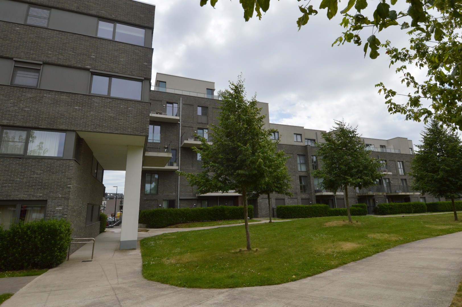 Instapklaar 2 slaapkamer appartement in het centrum - foto 1