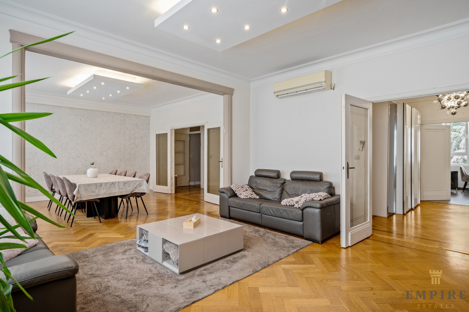 Apartment for sale in Antwerp with 4 bedrooms - photo 1