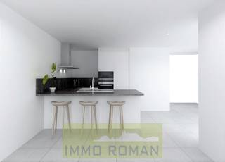 <strong>MOGELIJKHEID TOT AANKOOP ONDER 6% BTW! </strong>In de dorpskern van Anzegem zal deze gloednieuwe <strong>residentie Torrebos</strong> worden gerealiseerd! Dit appartement situeert zich op de tweede verdieping van het nieuwbouwproject Torrebos in de <strong>dorpskern van Anzegem</strong>, dat in zijn totaliteit <strong>7 stijlvolle appartementen </strong>omvat. Een <strong>uitstekende bereikbaarheid</strong> door zijn centrale ligging met tal van winkels, horecazaken, scholen en openbaar vervoer op wandelafstand. Bovendien is er een<strong> vlotte aansluiting</strong> naar de <strong>E17</strong> en omliggende steden zoals Waregem, Kortrijk en Oudenaarde.<br /><br />De<strong> indeling</strong> van het appartement gaat als volgt: inkomhal, praktische berging, apart gastentoilet, badkamer, <strong>2 slaapkamers</strong>, woon- en leefruimte met keuken en een<strong> terras aan de voor- en achterzijde</strong> van de residentie! <br /><br />Ontdek snel <strong>alle troeven</strong> die dit project te bieden geeft zoals ruime terrassen, gelijkvloerse garages, 2 volwaardige slaapkamers, bewoonbare oppervlaktes van +100 m²... Optioneel worden er garageboxen en staanplaatsen aangeboden. <br /><br /><strong>Bovendien wordt er bij de eerste 2 verkochte appartementen, een gratis bijkomende staanplaats t.w.v. €9000 (excl. kosten) aangeboden</strong>! <br />Meer informatie? Contacteer Matthias Roman: 0485 53 17 16