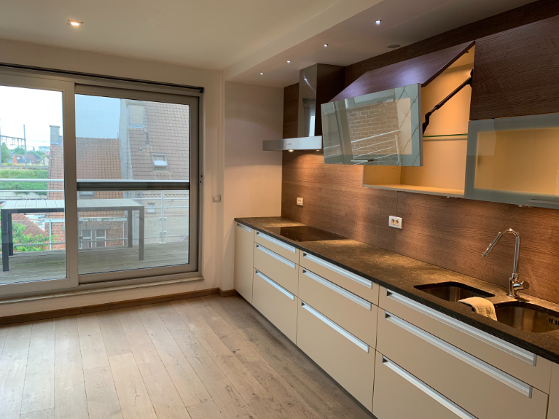 Ruim, instapklaar 3 slpk appartement (160m2)! centrum Deinze - foto 3