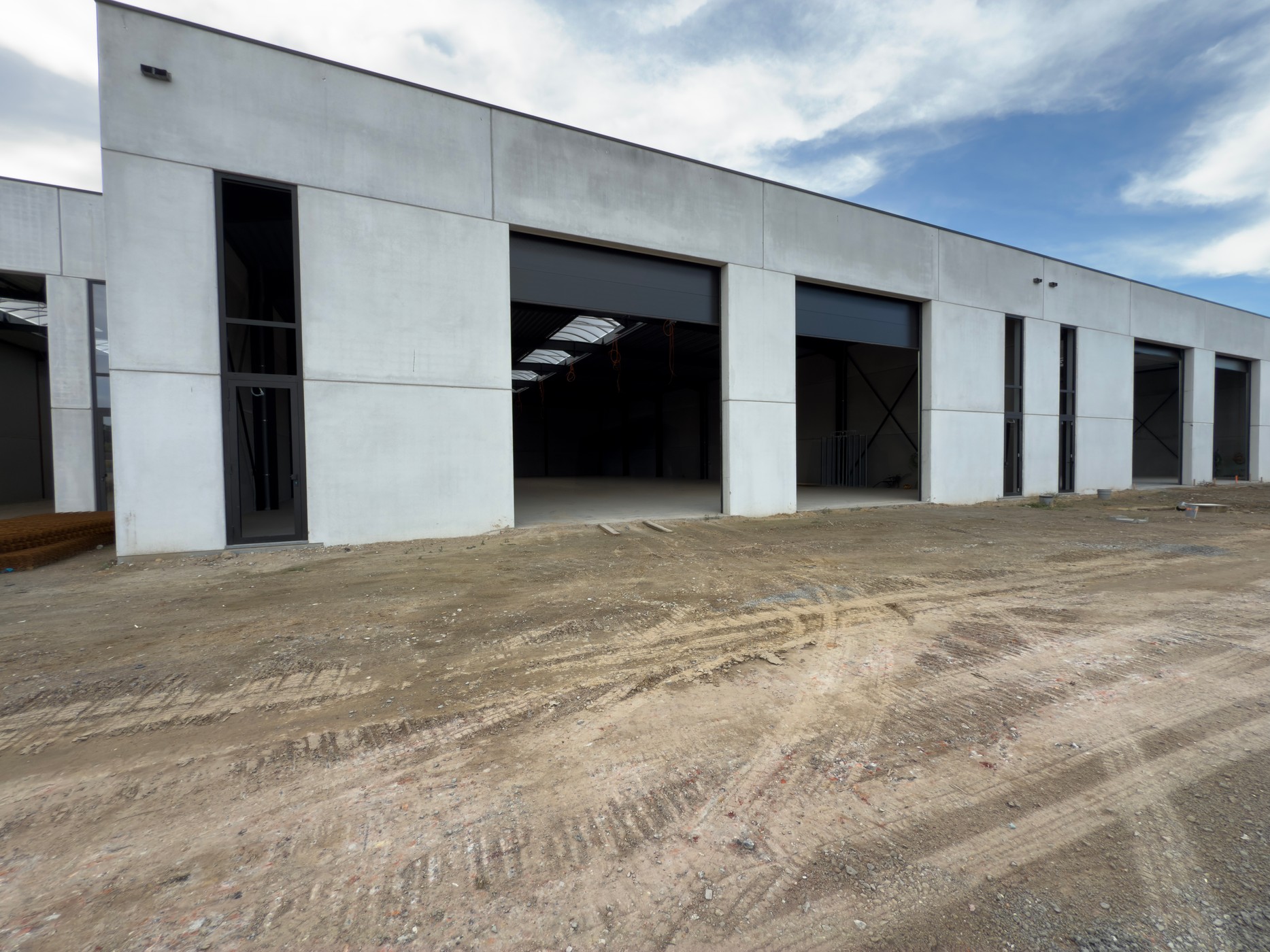 Nieuwbouw KMO-unit 886m² in Deinze - foto 3