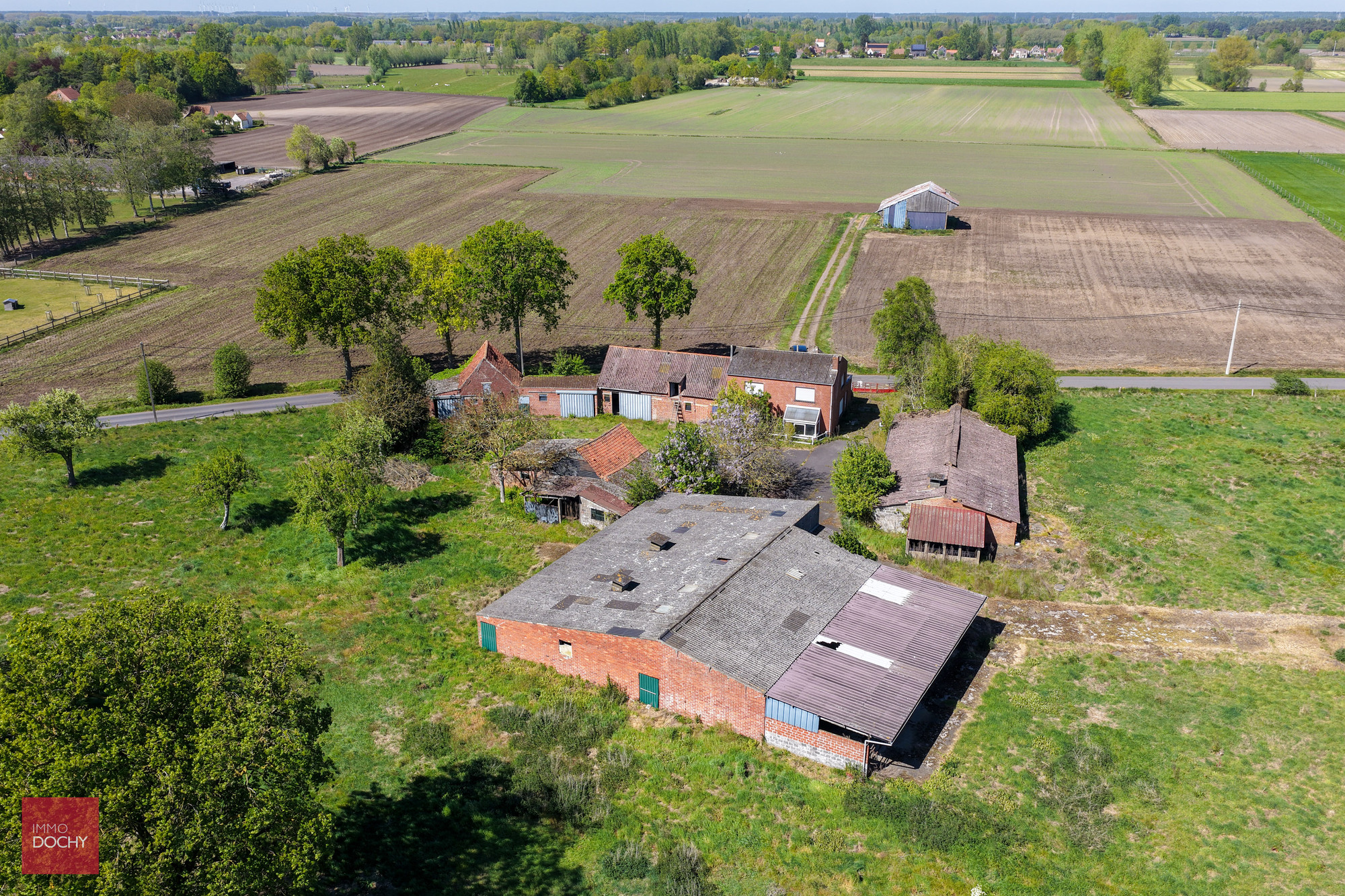 Zeer rustig gelegen oude hoeve met bouwvergunning voor nieuw landhuis - foto 3