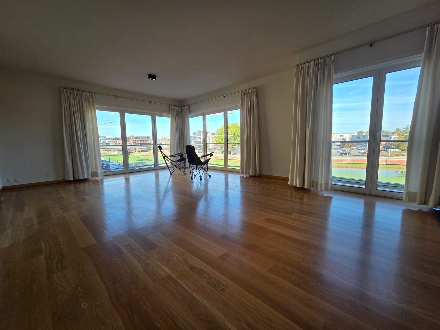 Prachtig hoekappartement aan de Leie met ondergrondse standplaats! - foto 4