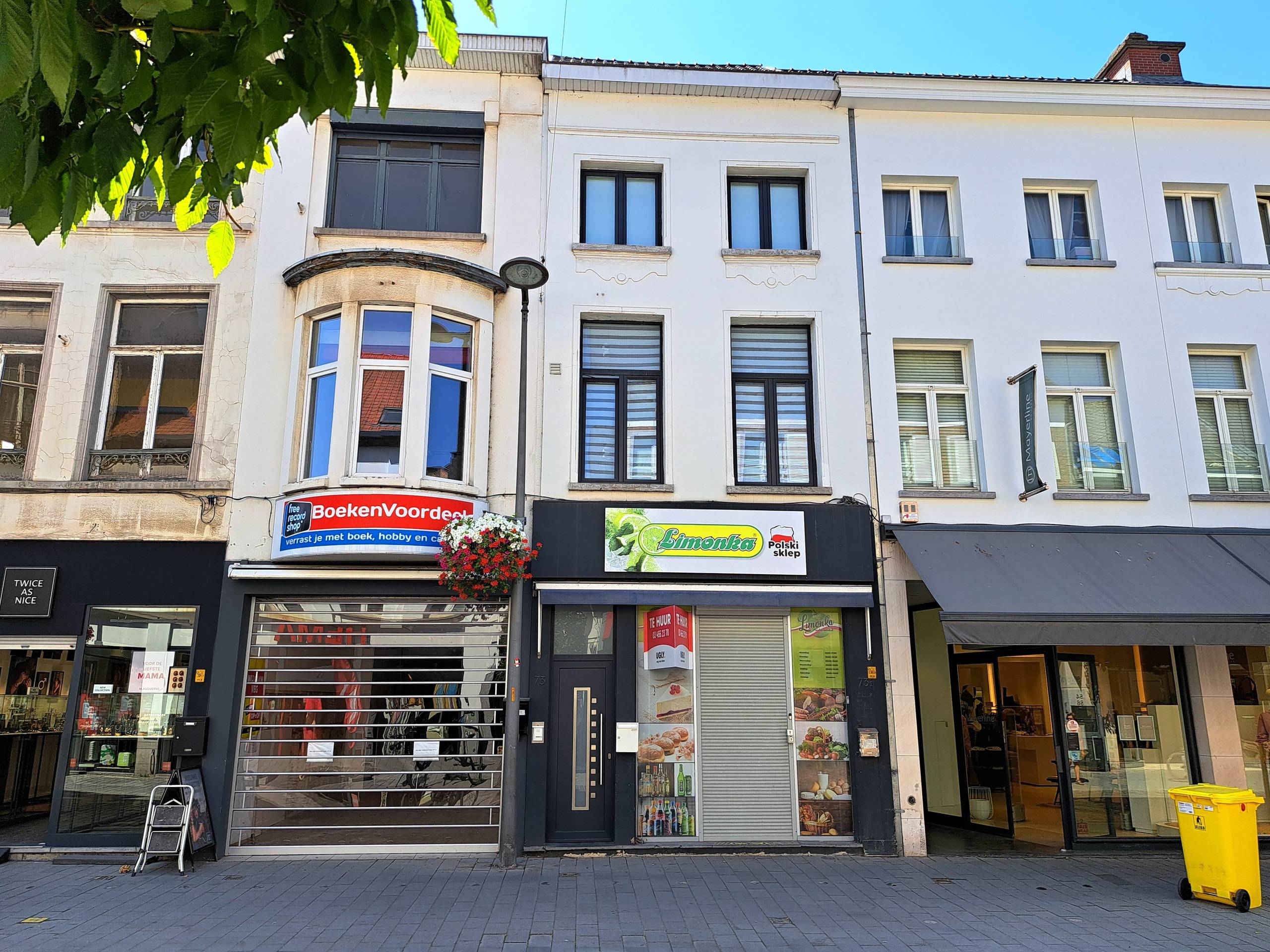 Commercial à louer à Lierre