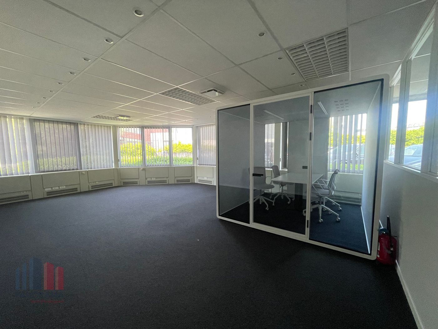 Kantoren en magazijnen met visibiliteit vanaf R0 - foto 4