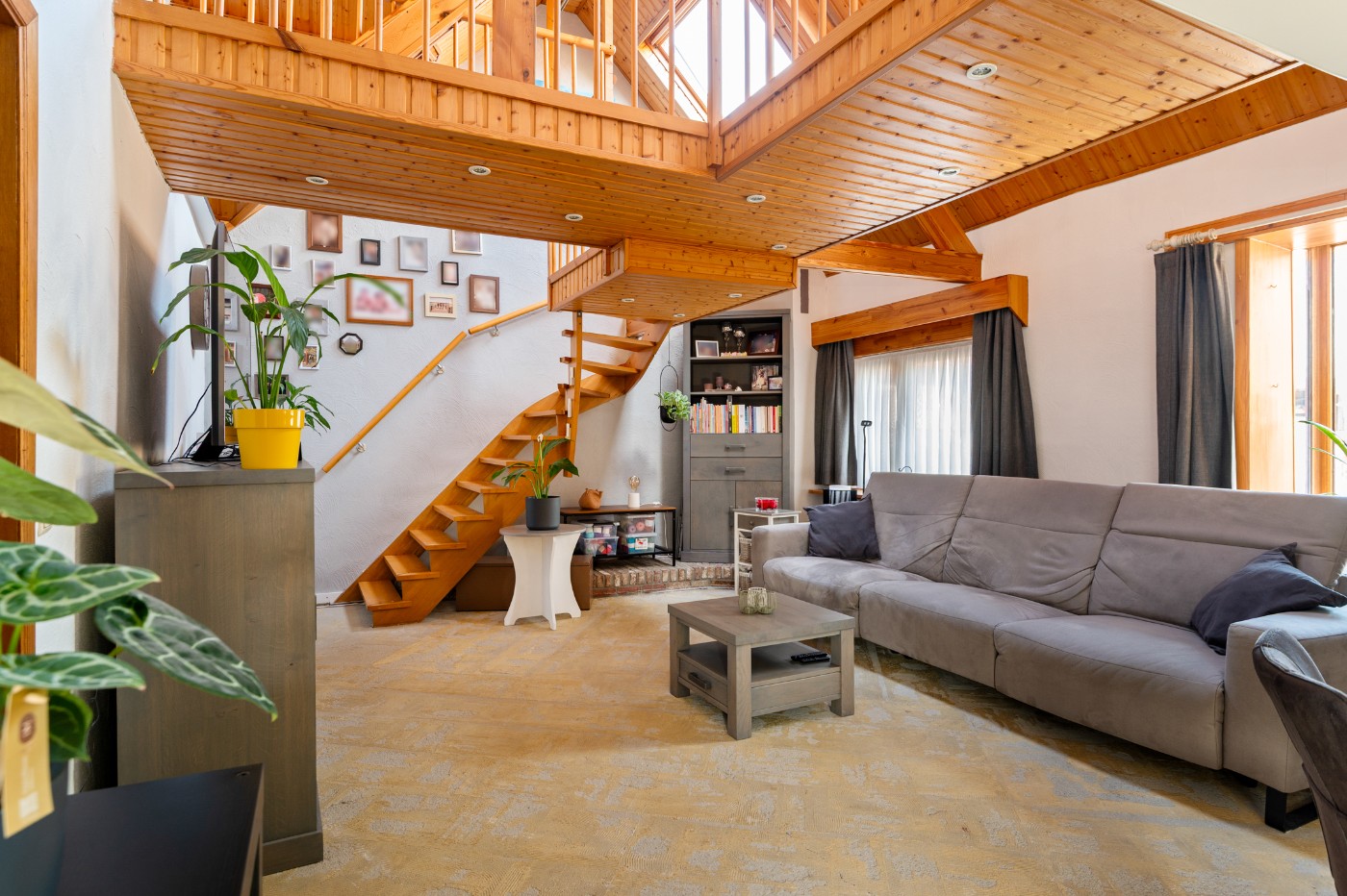 Top gelegen, charmante, vrijstaande woning met 3 slpk. en prachtige zuid-tuin - foto 2