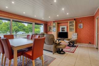 [[ DIT PAND NEEMT DEEL AAN DE ERA OPEN HUIZEN DAG OP 6/12 VAN 11:00 TOT 12:00 ]]Blankenberge: Ruim woonappartement met zonneterras te koop; met...