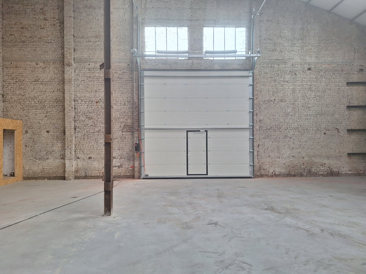 Entrepôt d'environ 620m² à louer à Lendelede - photo 2
