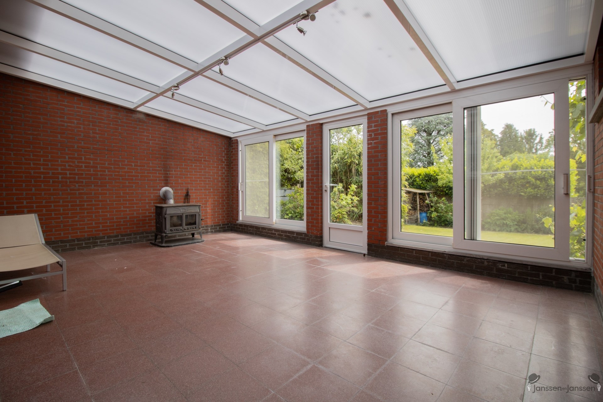 house - photo 5