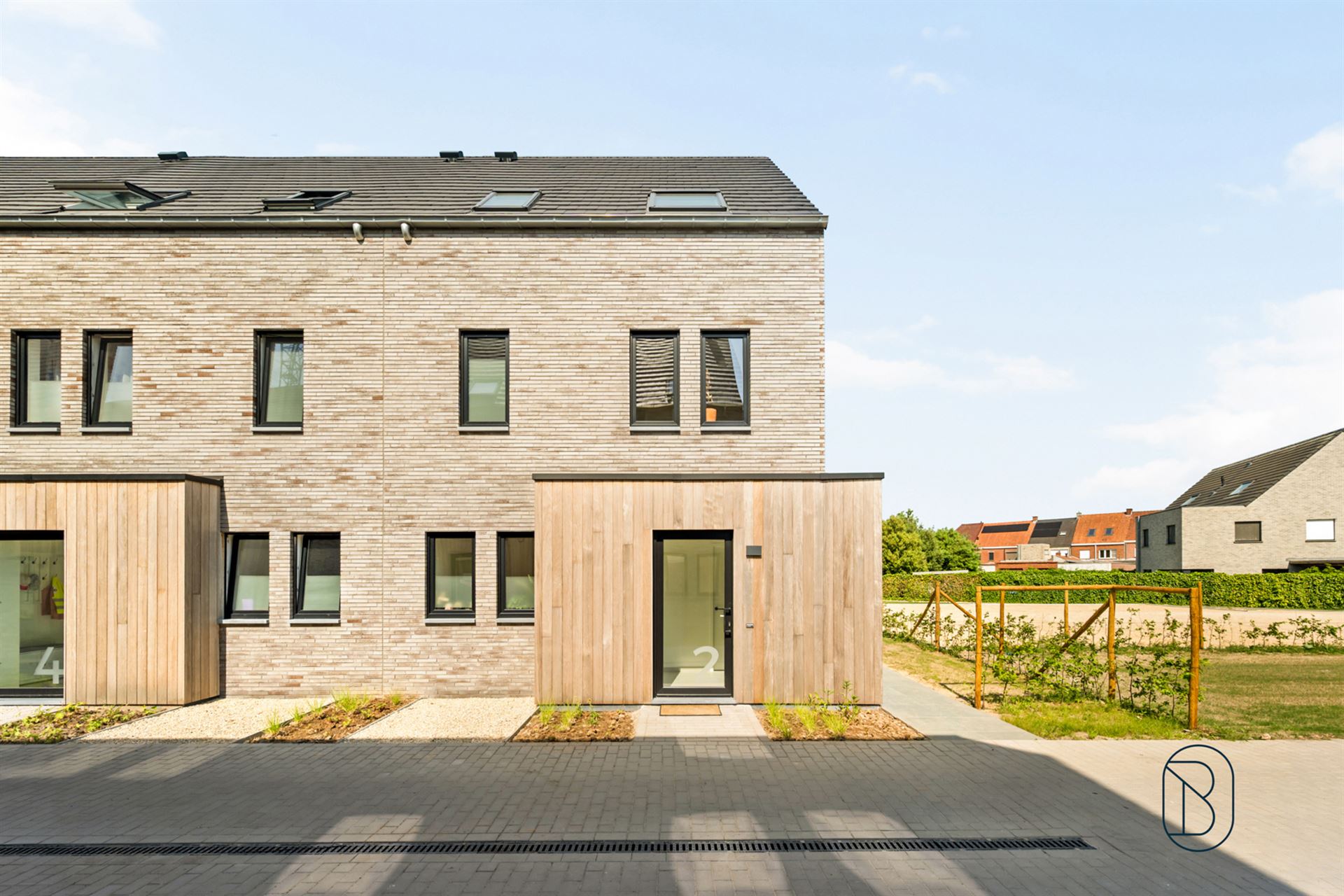 Kwalitatieve BEN-woning met 2 gar., 4 SLK en 2 bdks. 6% BTW. - foto 1