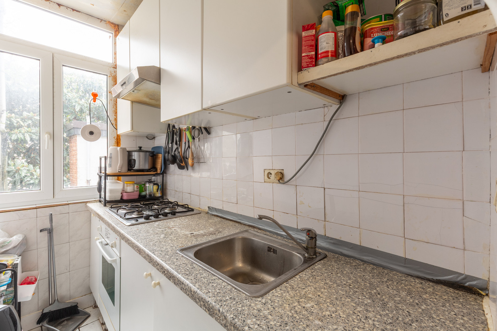 Te renoveren woning met 4 slpk en veel potentieel - foto 5