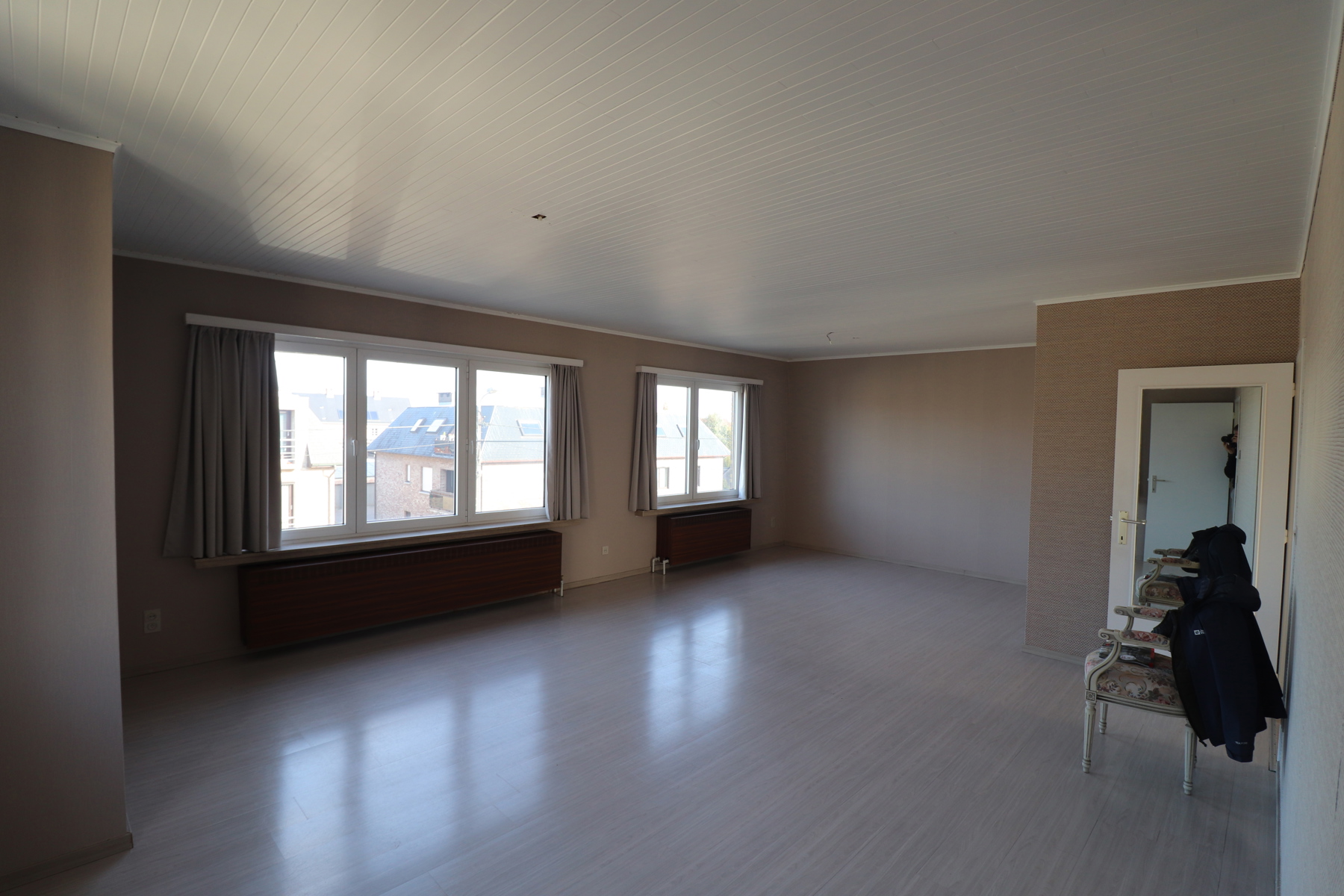 Dakappartement met 2 slaapkamers en garage in Beerse. - foto 2