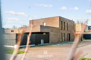 House for sale in Beringen