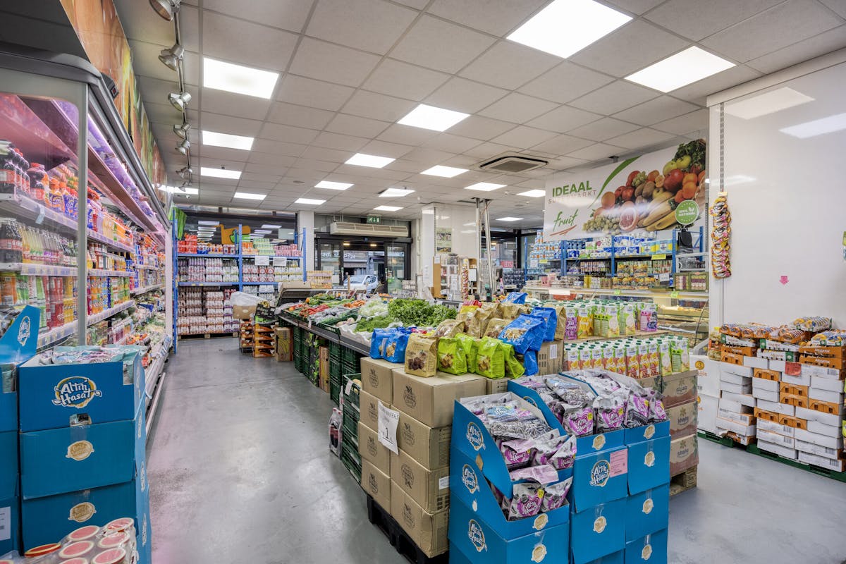 Commercial property 537m² with parking for sale on the Pauwengraaf - photo 4