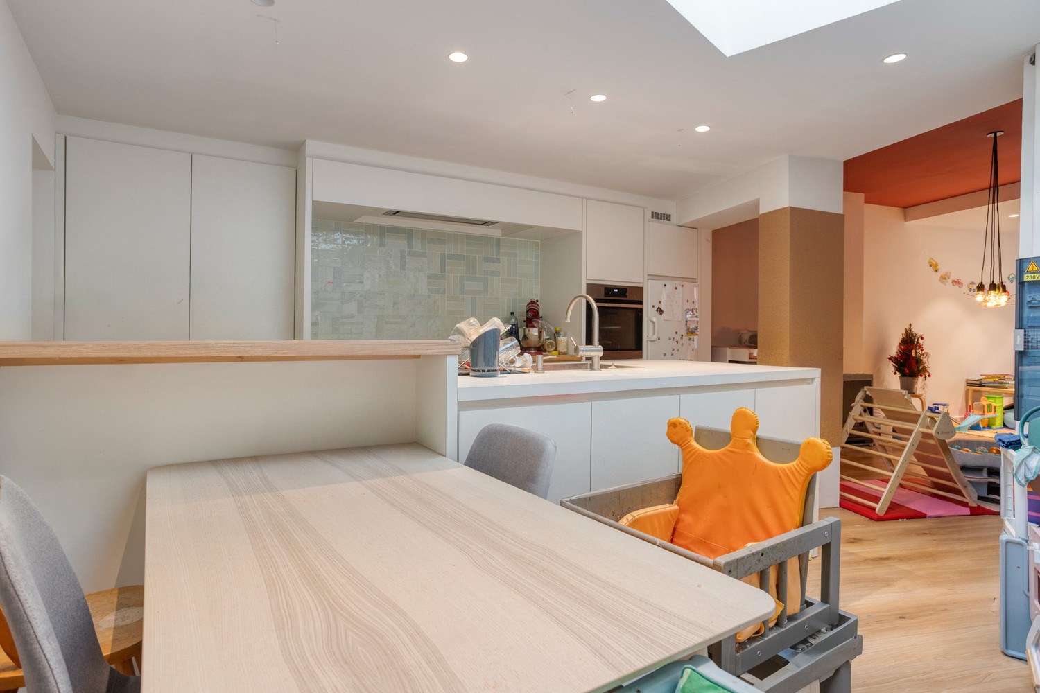 COSY RIJWONING MET 3 SLPKS &amp; FIETSENGARAGE - foto 4