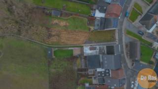 NIEUWERKERKEN - BOUWGROND NABIJ CENTRUM AALSTHeel rustig gelegen bouwgrond, in een doodlopende straat en weilanden, maar toch ook dichtbij de Haring,...