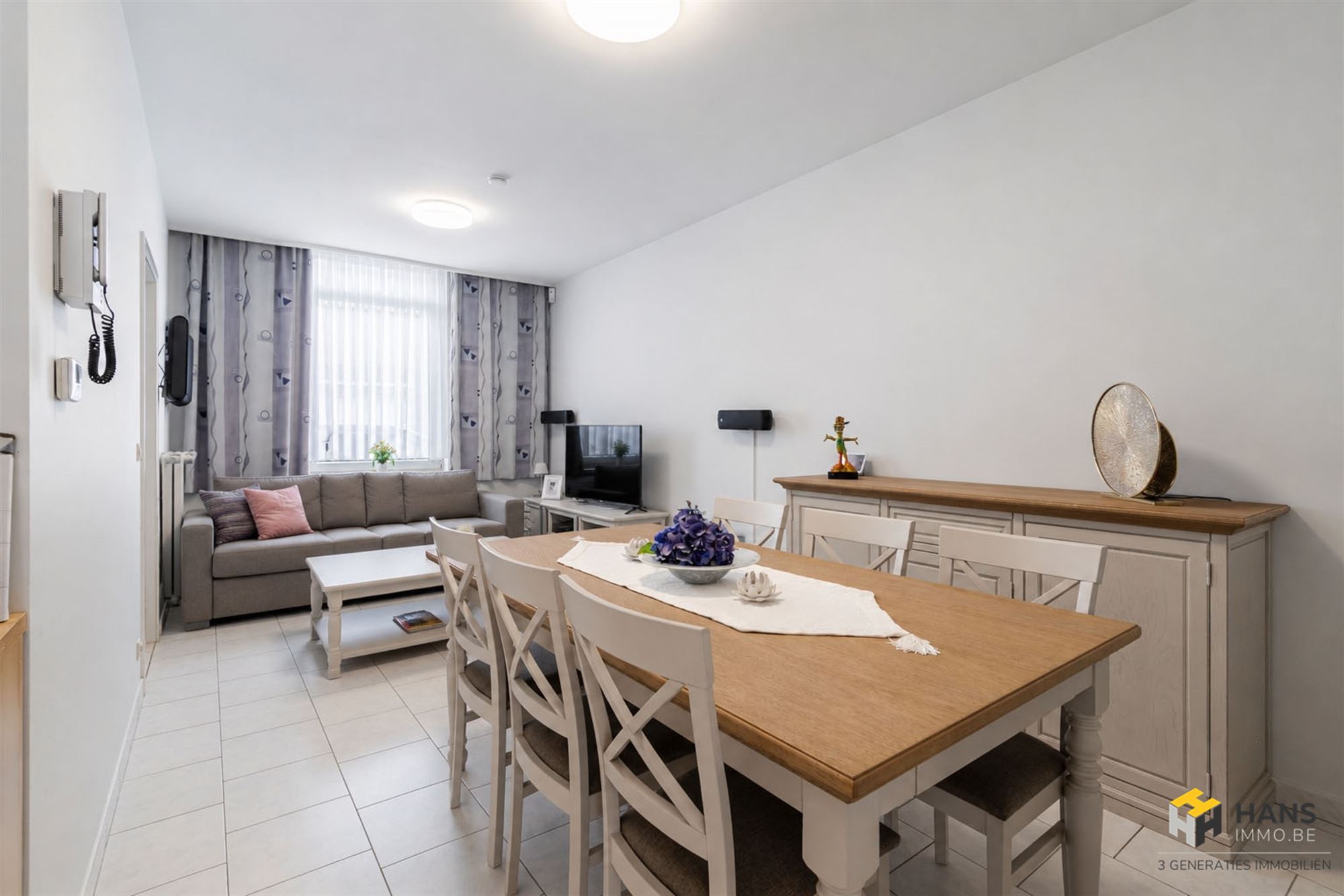 Instapklare woning ( 83 m²) met 2 slaapkamers en buitenruimte (17 m²) in Merksem - foto 5