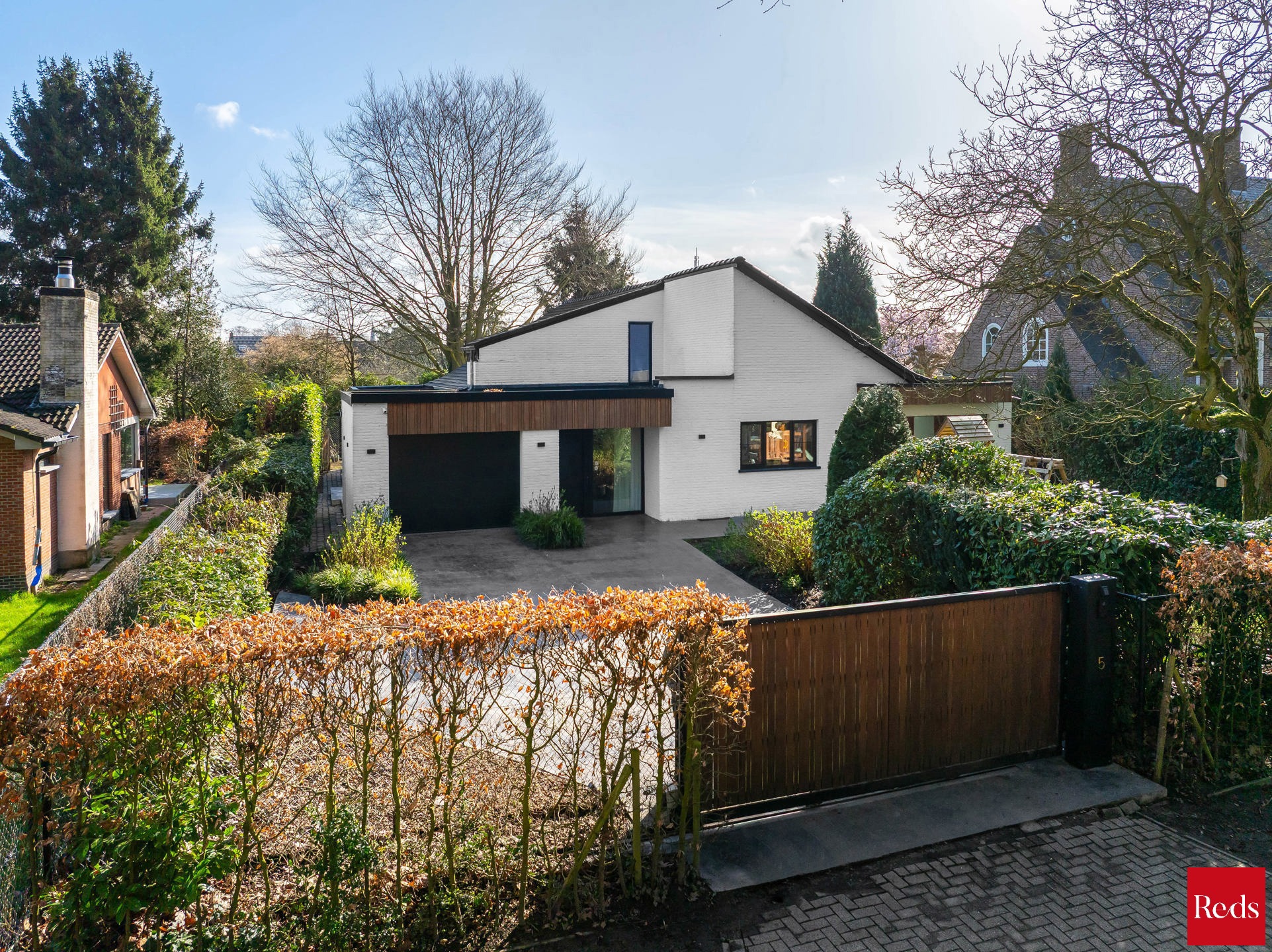 Stijlvolle, energiezuinige woning met rondom heerlijke tuin - foto 1