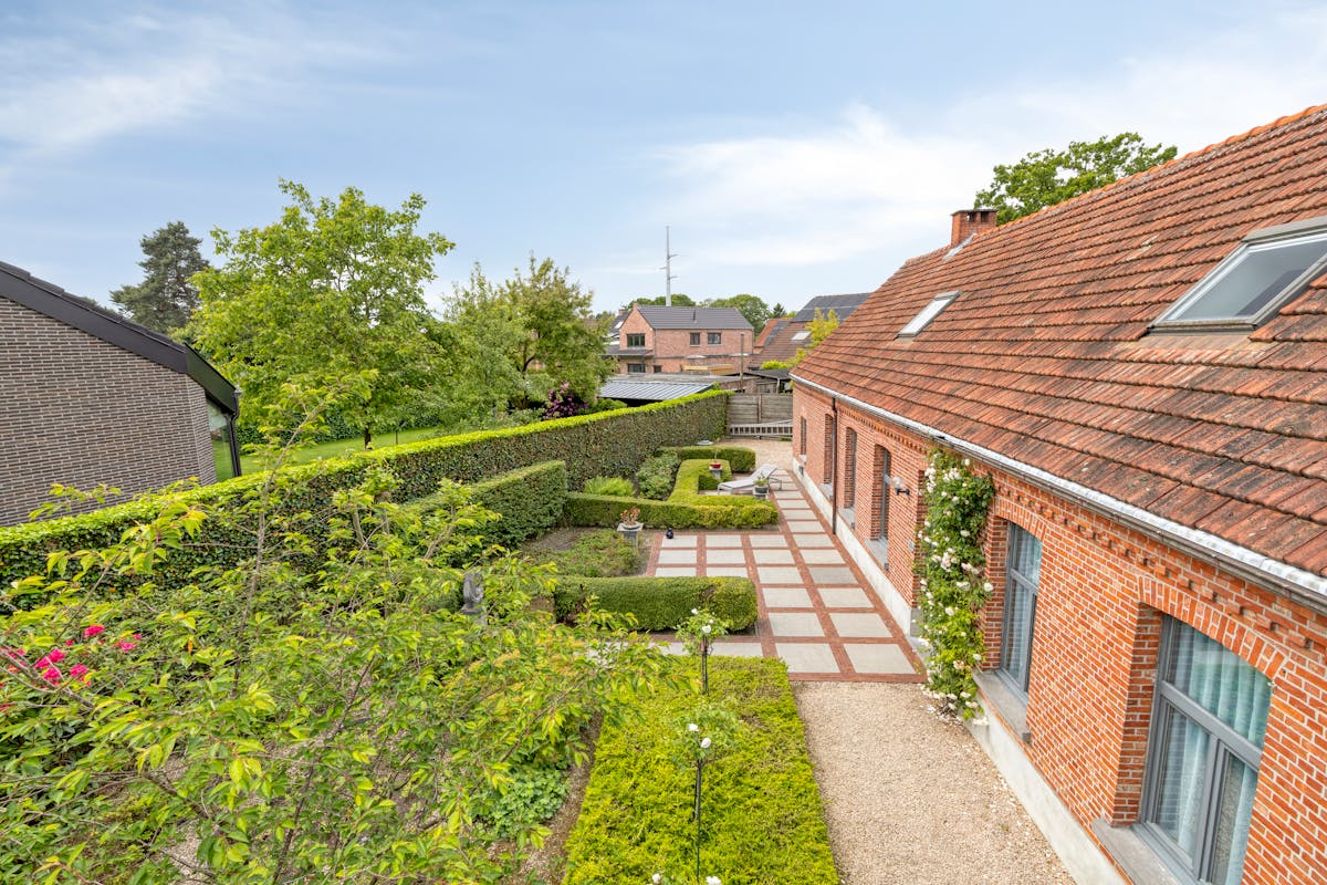 Charmant gerenoveerde hoeve met polyvalente praktijkruimte! - foto 5