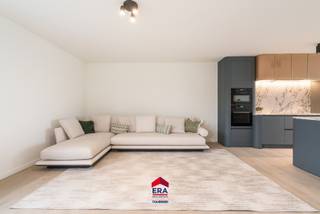 <p><strong>Residentie De Admiraliteit:</strong> Wonen in midden <strong><em>in het centrum, groen en rustig gelegen</em></strong> in een binnengebied aan een <strong><em>verkeersvrij</em></strong> park.</p>

<p>In het kerngebied van Lommel, tussen de Hees, Hezerpad, Nachtegaalstraat en Vreyshorring realiseert Aristas een prachtig woonproject &amp;quot;Residentie De Admiraliteit&amp;quot;.</p>

<p>Dit eigentijds woningbouwproject bestaat uit <strong><em>24 appartementen</em></strong>, steeds met ruime terrassen of tuinen en voorzien van ondergrondse parkeerplaatsen en bergingen.</p>

<ul><li>Prachtige locatie: rustig, in het groen én in het centrum</li><li>Eigentijdse architectuur</li><li>Zonnepanelen &amp;amp; warmtepomp</li><li>BEN-woningen &amp;amp; appartementen</li><li>E-peil kleiner of gelijk aan 30</li></ul>

<p>De residentie is voorzien van:</p>

<p>·       Gemeenschappelijke ontspanningsruimte van 60m²</p>

<p>·       Ondergrondse parkings</p>

<p>·       Ondergrondse fietsenstalling</p>

<p>Aankoop onder BTW-stelsel &amp;amp; Wet Breyne: 12% op de grondwaarde &amp;amp; 21% op het constructie-aandeel.</p>

<ul><li>3 slaapkamer appartement vanaf €348.000,-</li><li>4 slaapkamer appartement vanaf €444.000,-</li></ul>

<p>Graag meer informatie over dit prachtig project?</p>

<p>Maak een afspraak via 011 550 440 of info@eratournier.be</p>