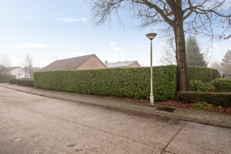 Perfect onderhouden landhuis op ca. 600m2 met 2 SLK, tuin &amp; garage - foto 2