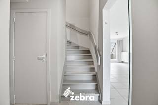 Dit instapklare duplex-appartement in Residentie Seringen, inclusief garage, bevindt zich op een uitstekende locatie vlakbij het centrum...