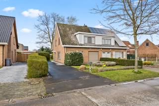 Altro vastgoed verkoopt : EERSTE BEZOEKDAG: Zaterdag 28 maart (enkel op afspraak)Op zoek naar een uitstekend onderhouden woning in een oase van rust?...