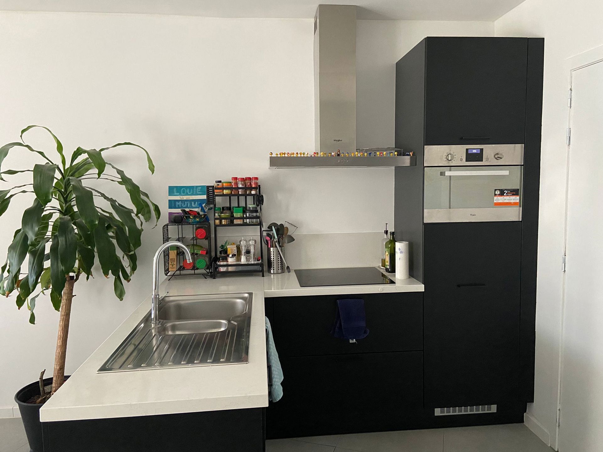 Recent, gelijkvloers appartement met 2 slaapkamers en terras - foto 4