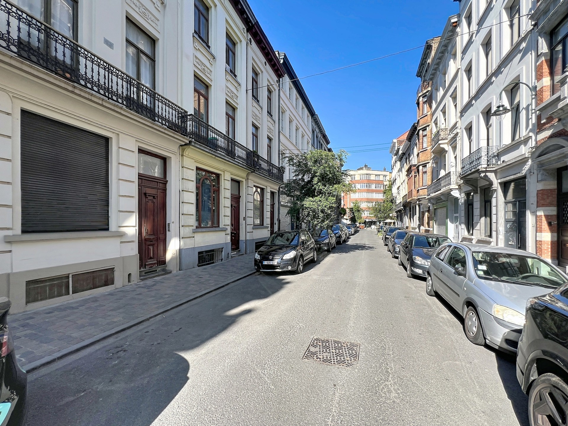 BRUSSEL CENTRUM – Eengezinswoning met groot potentieel - foto 4