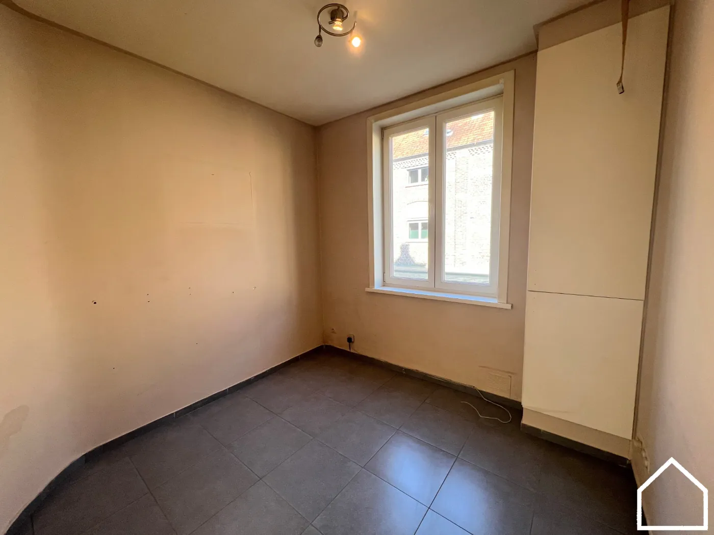 Rijwoning met 3 slaapkamers nabij het Station - foto 4