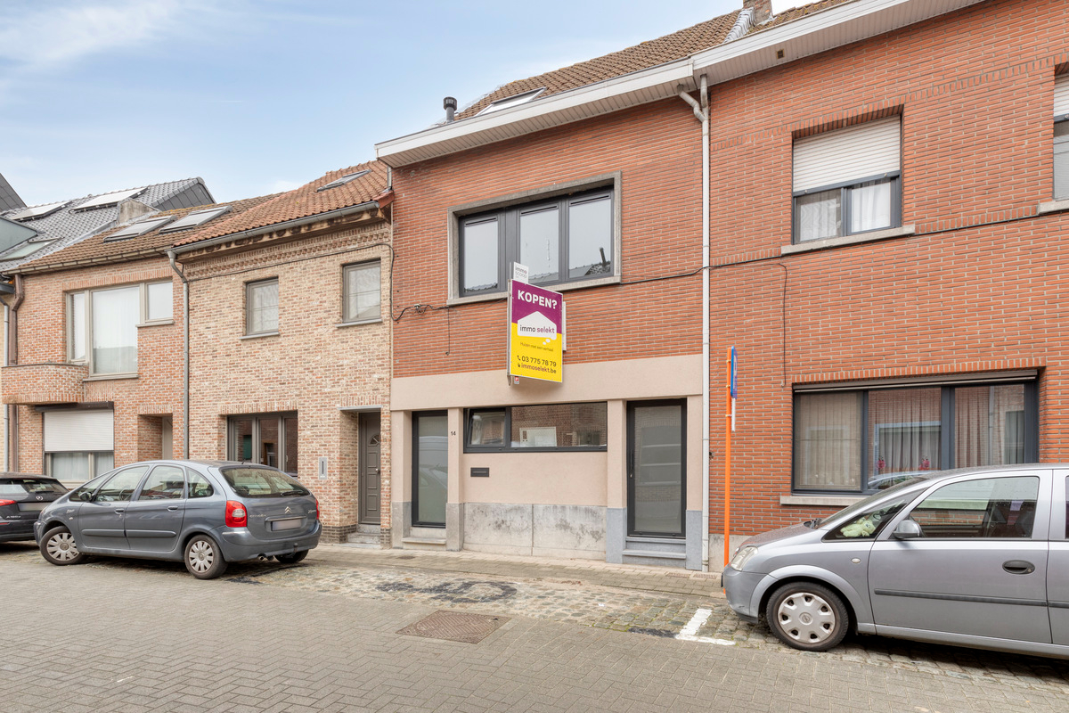 Volledig gerenoveerde woning met 3 slaapkamers en tuin - foto 3