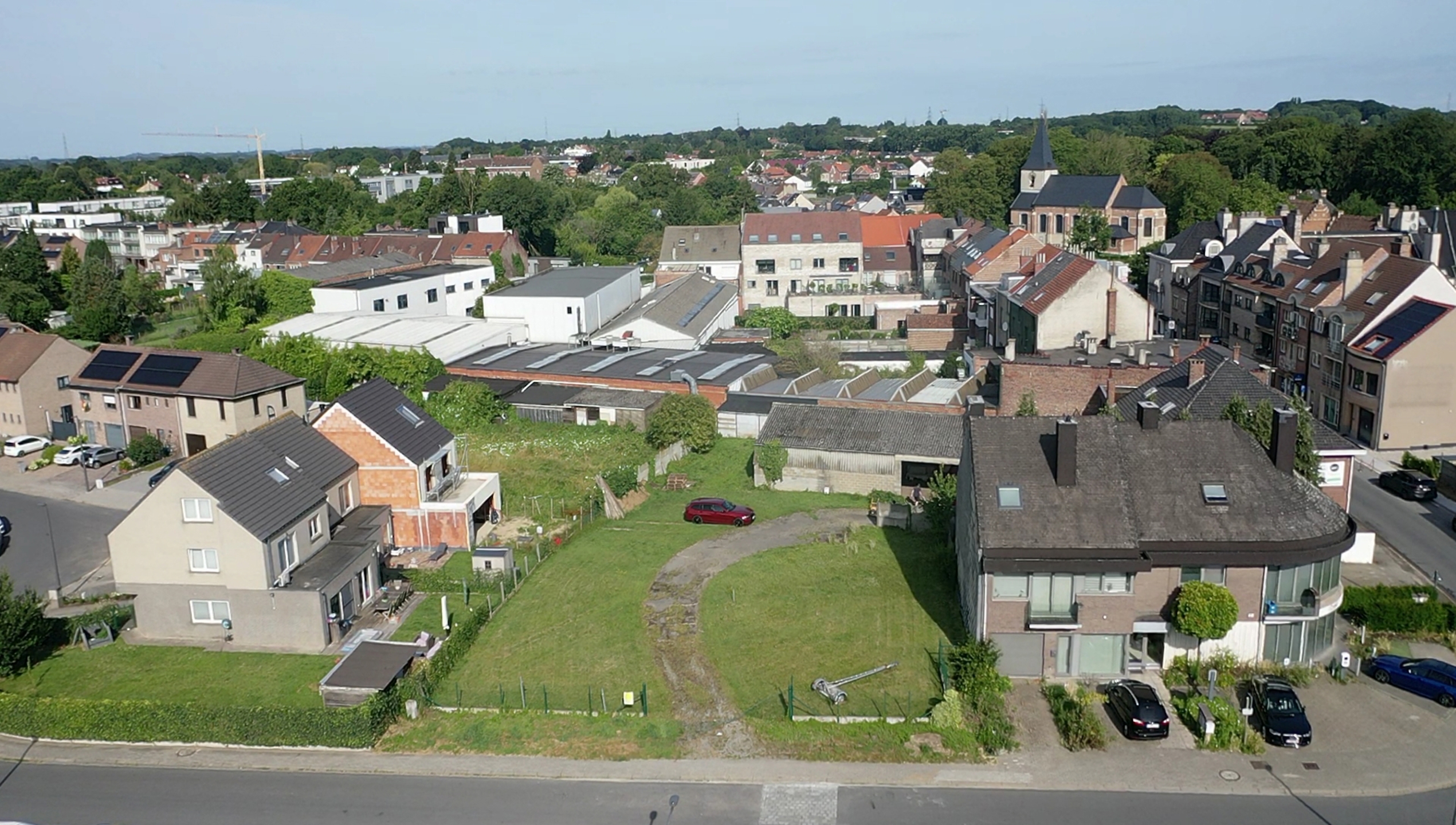 UNIEKE DRIEGEVELWONING MET LOODS VAN 160 M² IN HET CENTRUM VAN GROOT-BIJGAARDEN! - foto 5